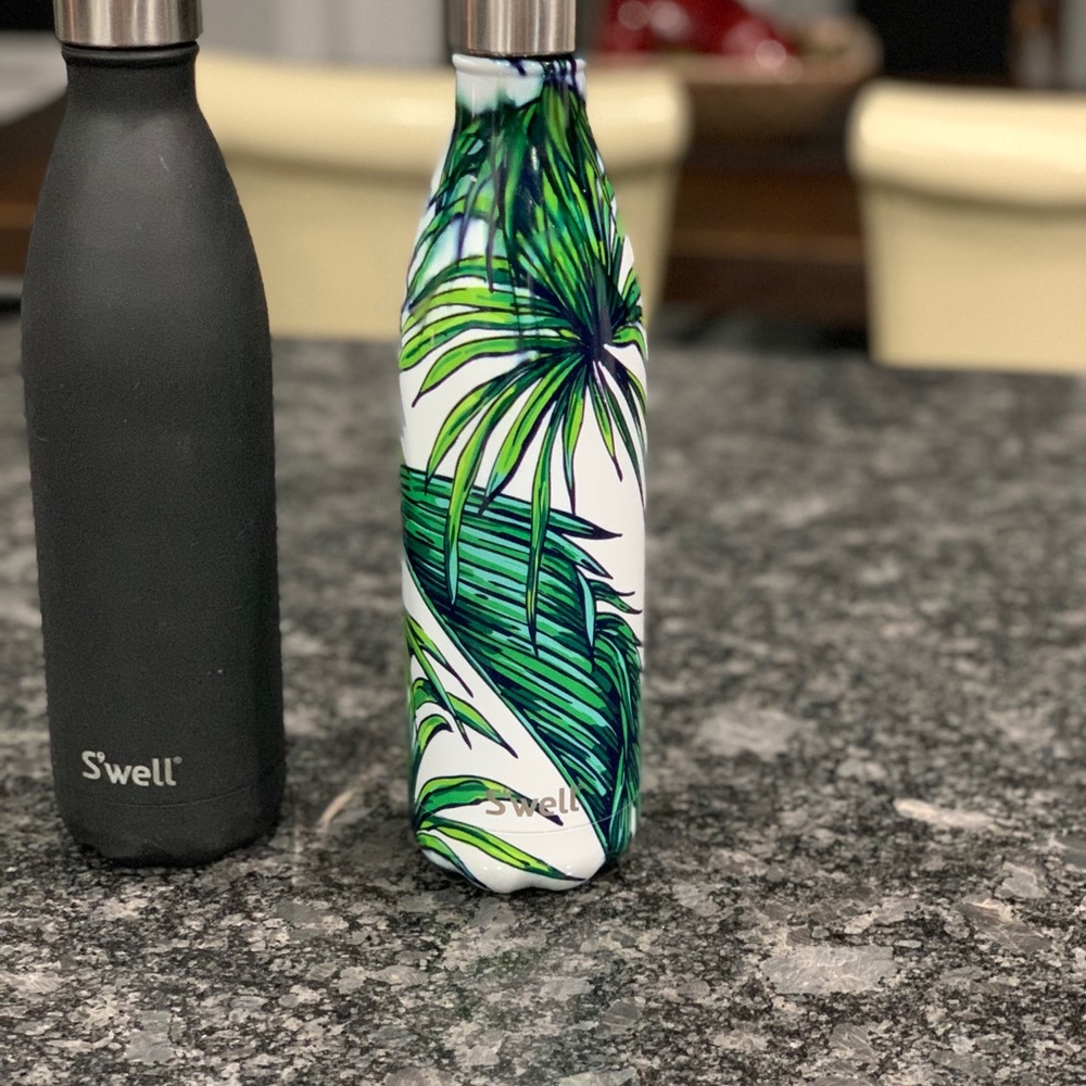 Swell Bottles - Picture 2 of 7